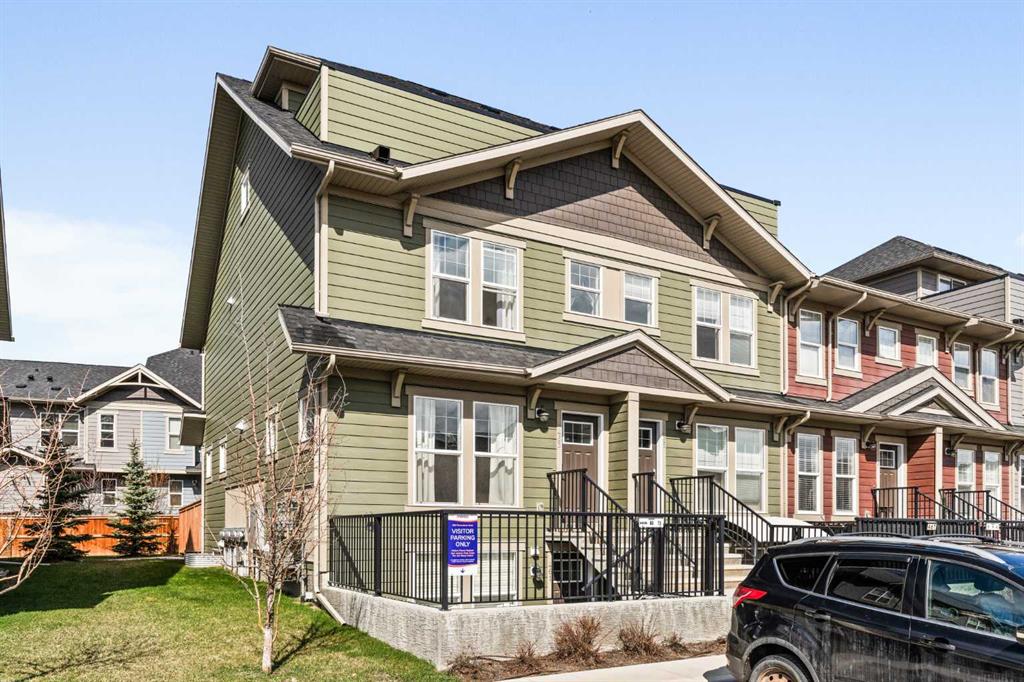 463 Cranbrook Square SE, Calgary, Alberta, T3M3E3