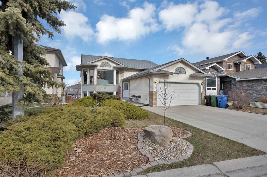 147 Harvest Oak Crescent NE, Calgary, Alberta, T3K 4C8