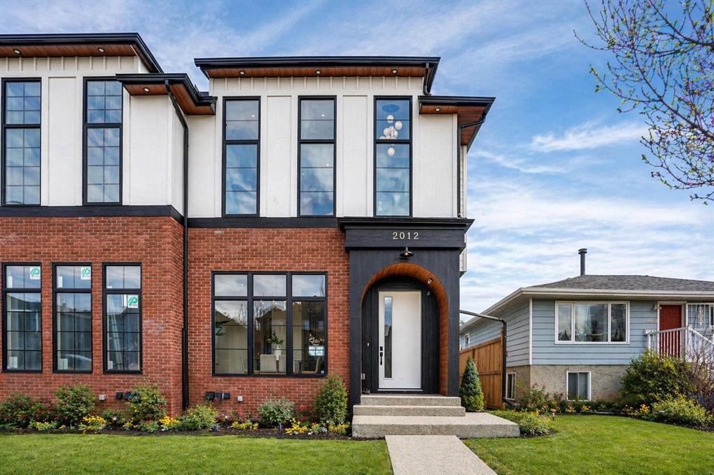 2012 35 Street SW, Calgary, Alberta, T3E 2X6