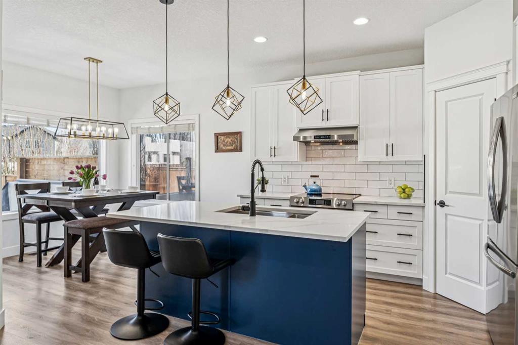 54 Elgin Meadows Green SE, Calgary, Alberta, T2Z 0L9