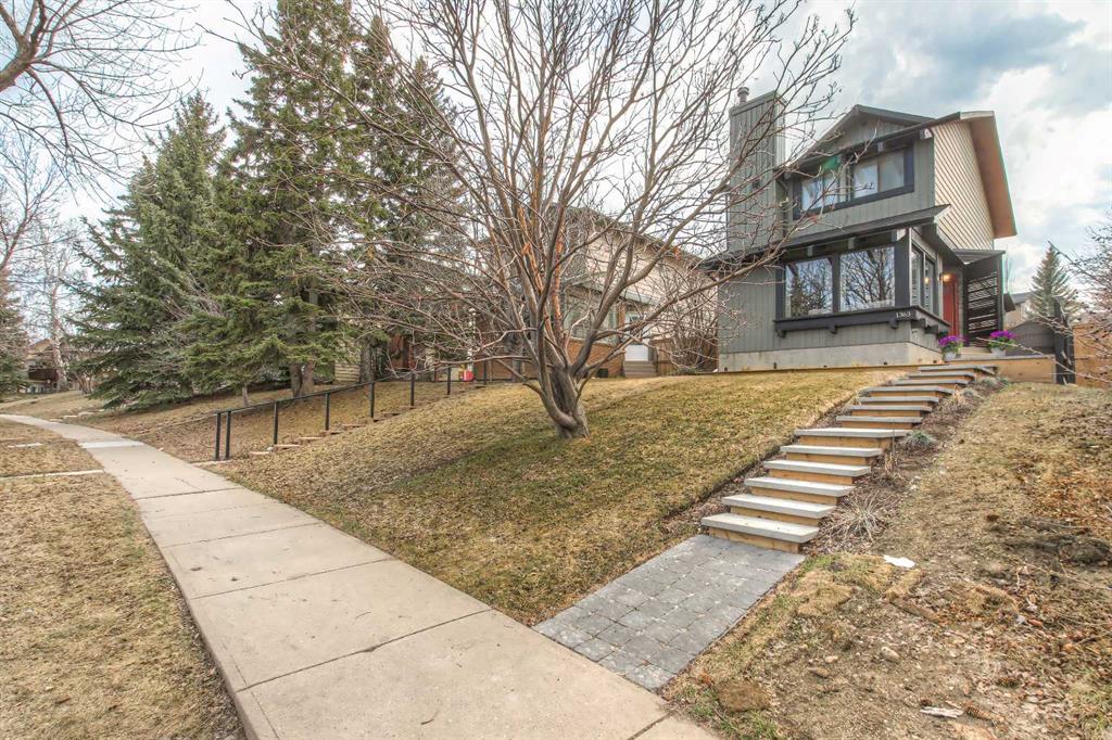 1363 Berkley Drive NW, Calgary, Alberta, T3K1T4
