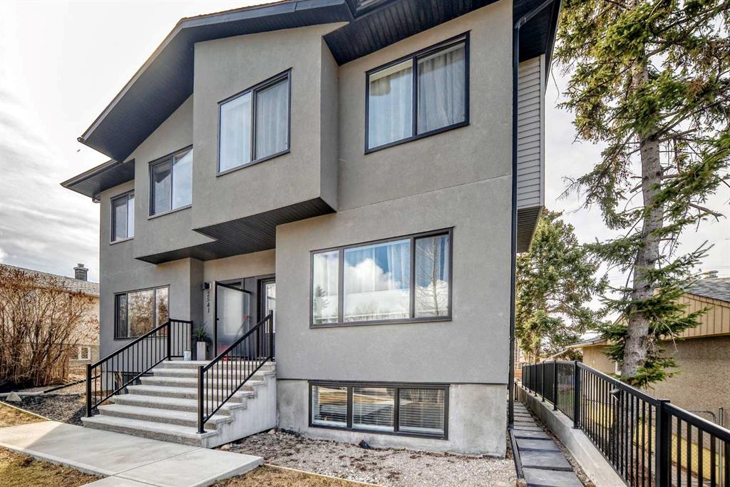 2539 10 Avenue SE, Calgary, Alberta, T2A 0C2