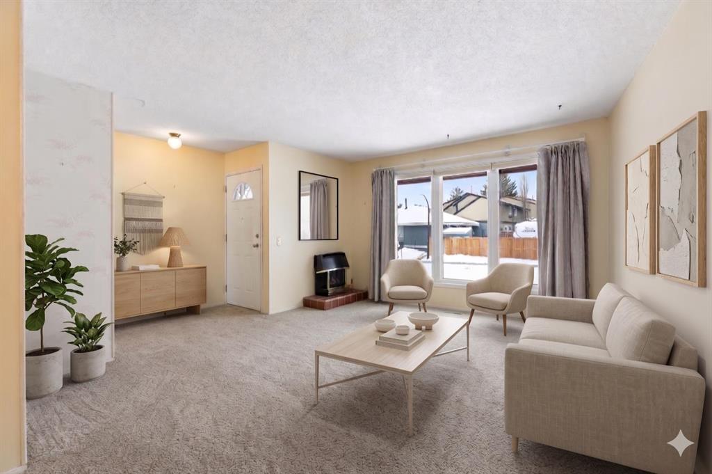 460 Cannington Close SW, Calgary, Alberta, T2W 3G2