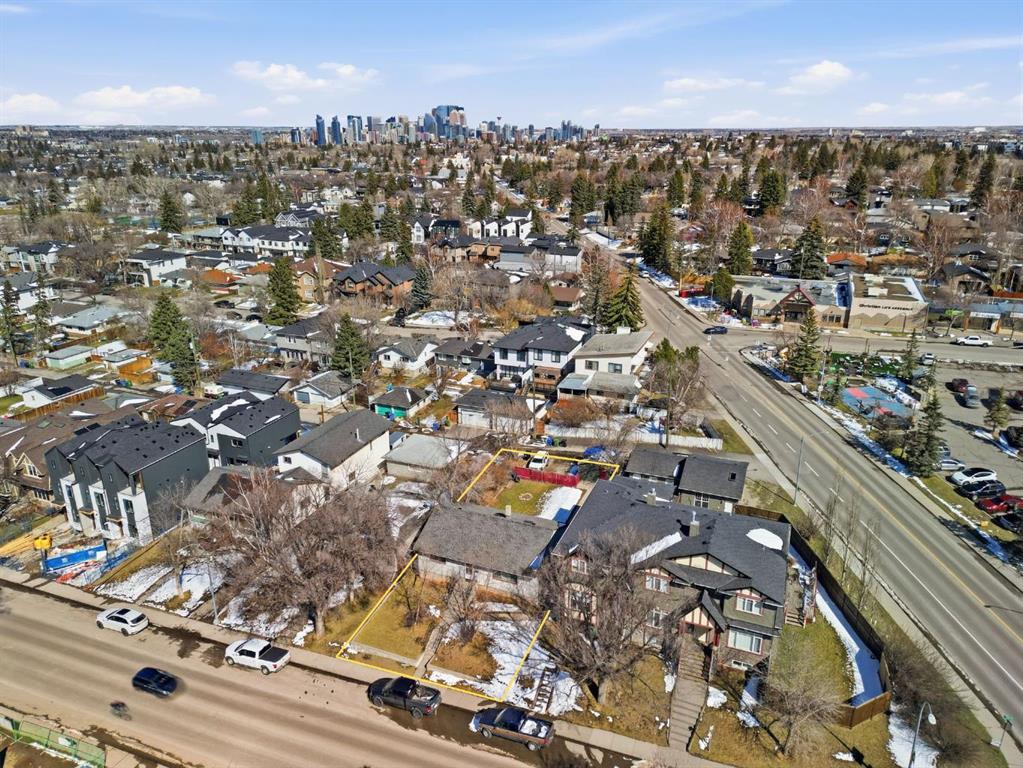 3218 29 Street SW, Calgary, Alberta, T3E 2L1