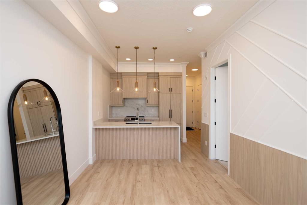 #214 330 Dieppe Drive SW, Calgary, Alberta, T3E 2L4