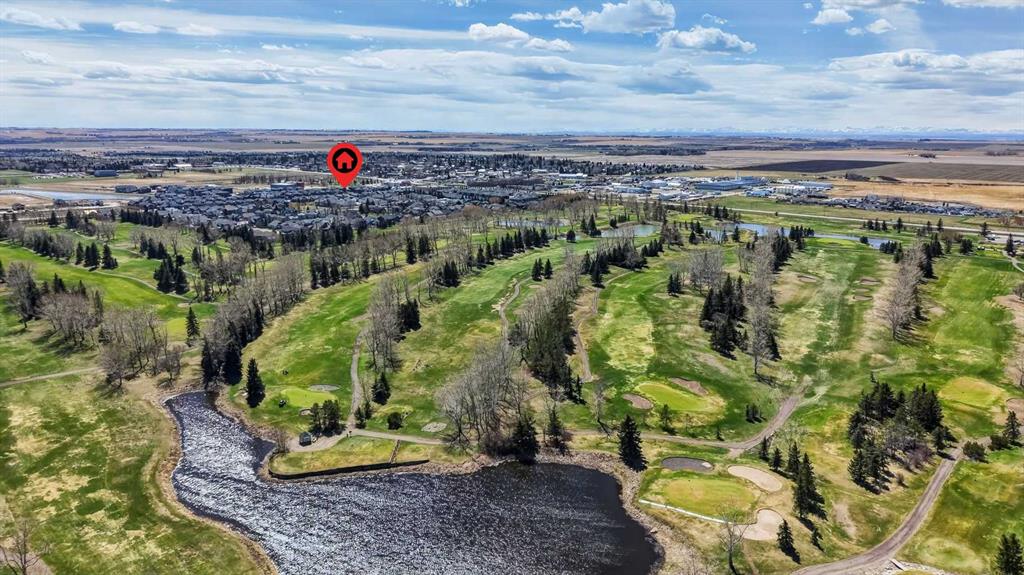 811 Mandalay Link, Carstairs, Alberta, T0M 0N0