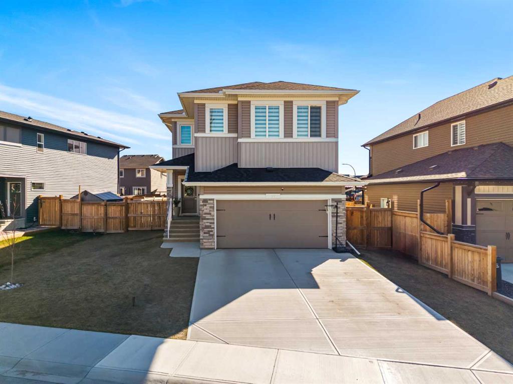32 Paint Horse Crescent, Cochrane, Alberta, T4C2V7