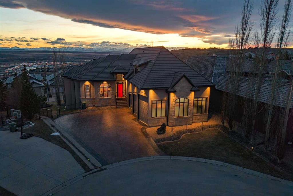 212 Gleneagles Estates Lane, Cochrane, Alberta, T4C 2H9