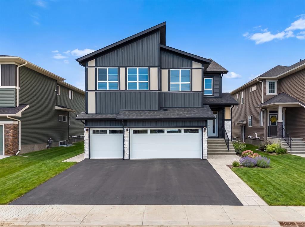83 Dawson Wharf Mount, Chestermere, Alberta, T1X 2X6
