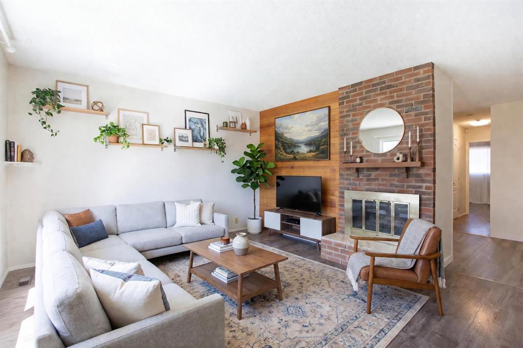 1144 Berkley Drive NW, Calgary, Alberta, T3K 1E4