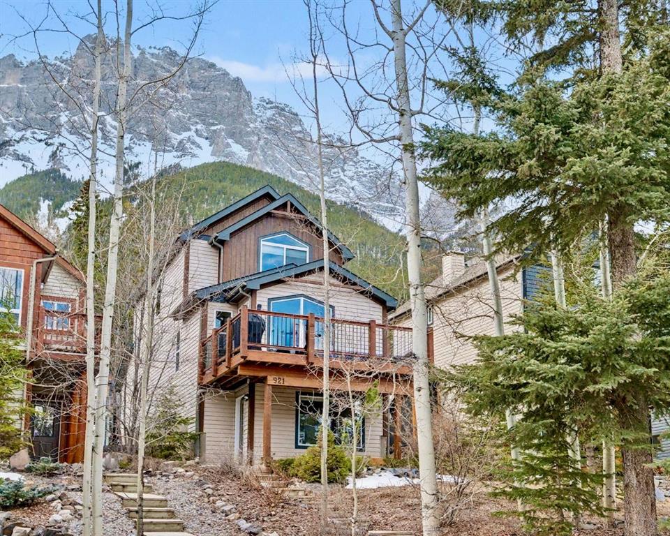 921 Lawrence Grassi Ridge, Canmore, Alberta, T1W 2Z5