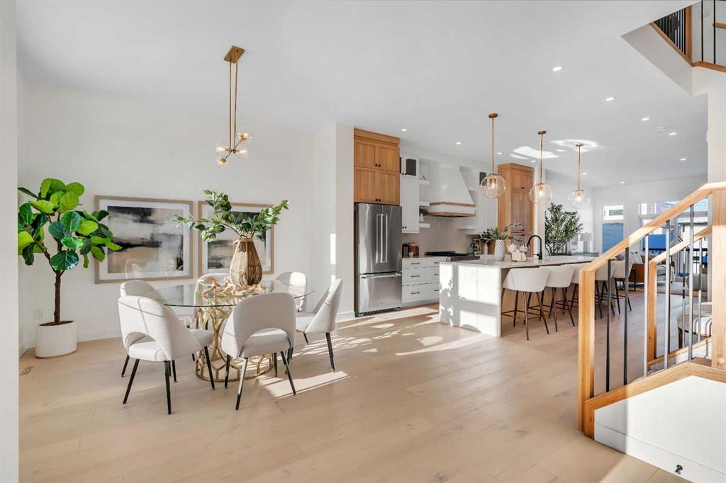 2438 30 Avenue SW, Calgary, Alberta, T2T 1R9