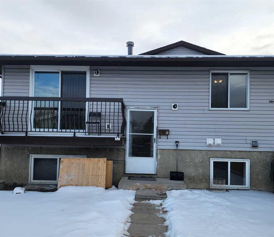 #B 1404 43 Street SE, Calgary, Alberta, T2A 5E7