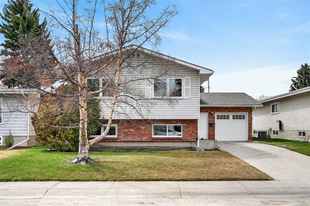3516 Lakeside Crescent SW, Calgary, Alberta, T3E 6A6