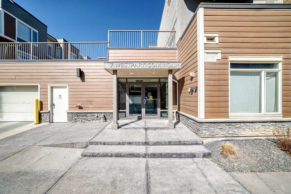 #220 7 Westpark Common SW, Calgary, Alberta, T3H 0Y4