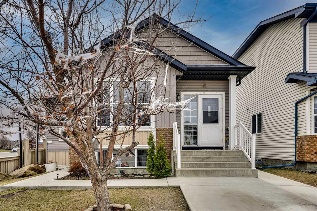 4 Martin crossing Bay NE, Calgary, Alberta, T3J3S8