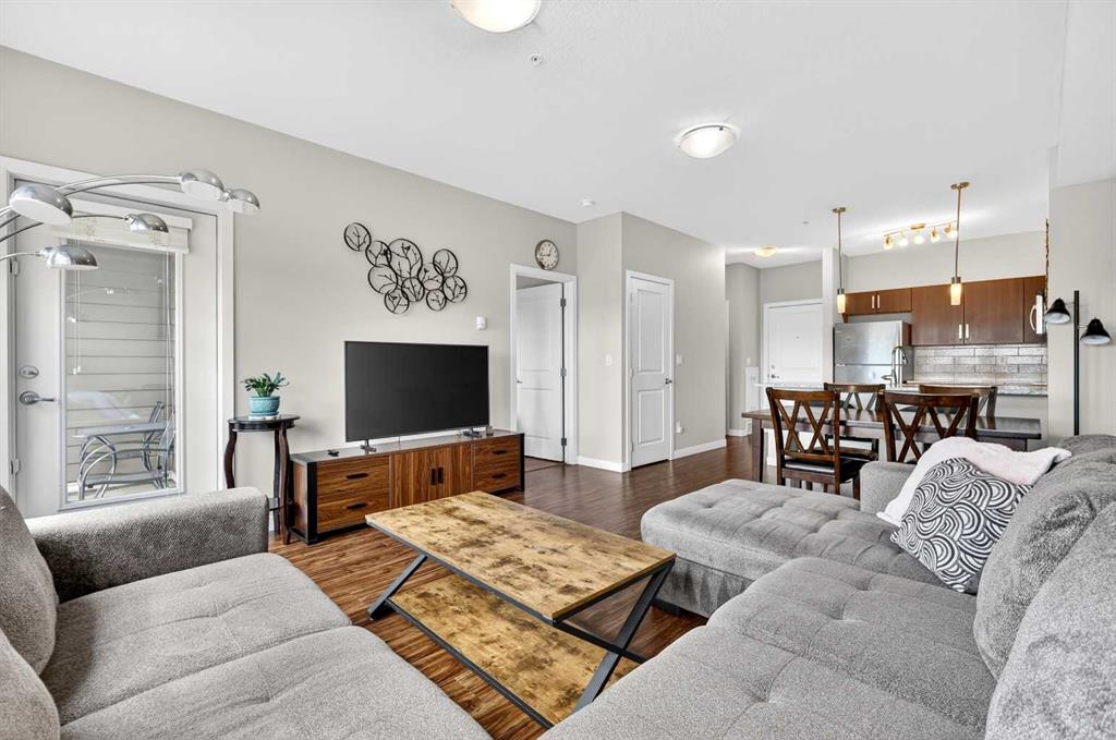 #211 200 Cranfield Common SE, Calgary, Alberta, T3M 1S2