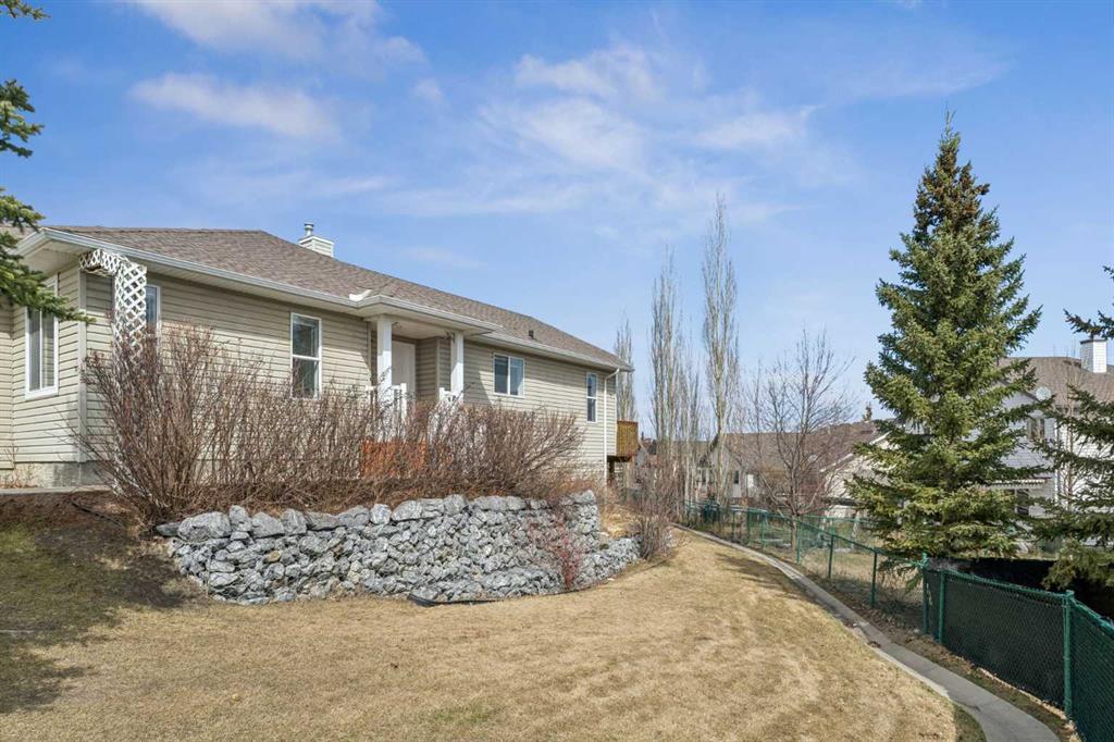 #16 117 Bow Ridge Drive, Cochrane, Alberta, T4C 2G9