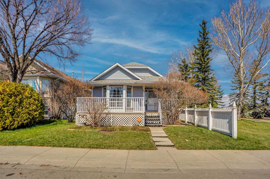 90 Martinridge Crescent NE, Calgary, Alberta, T3J 3M4
