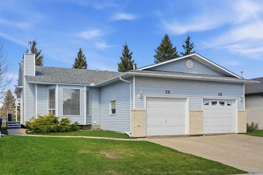 38 Woodside Close, Airdrie, Alberta, T4B 2C8