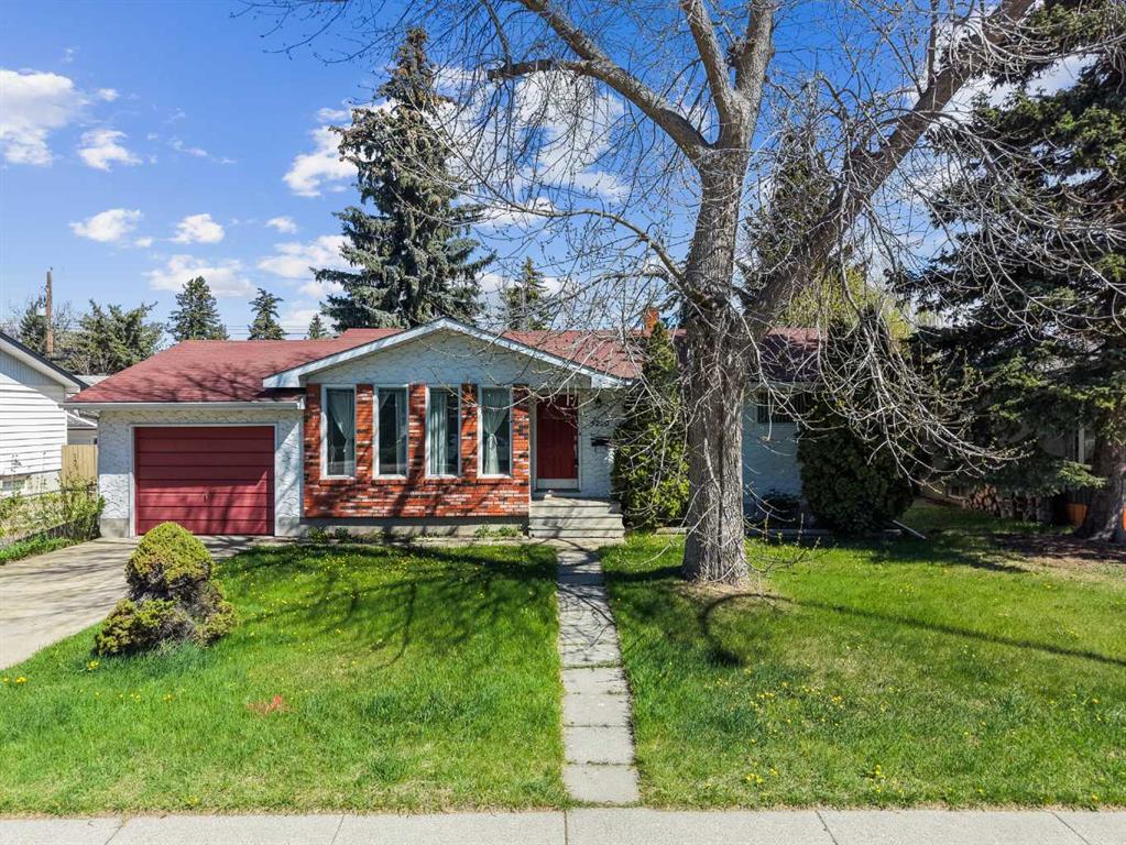5220 Grove Hill Road SW, Calgary, Alberta, T3E 4G6