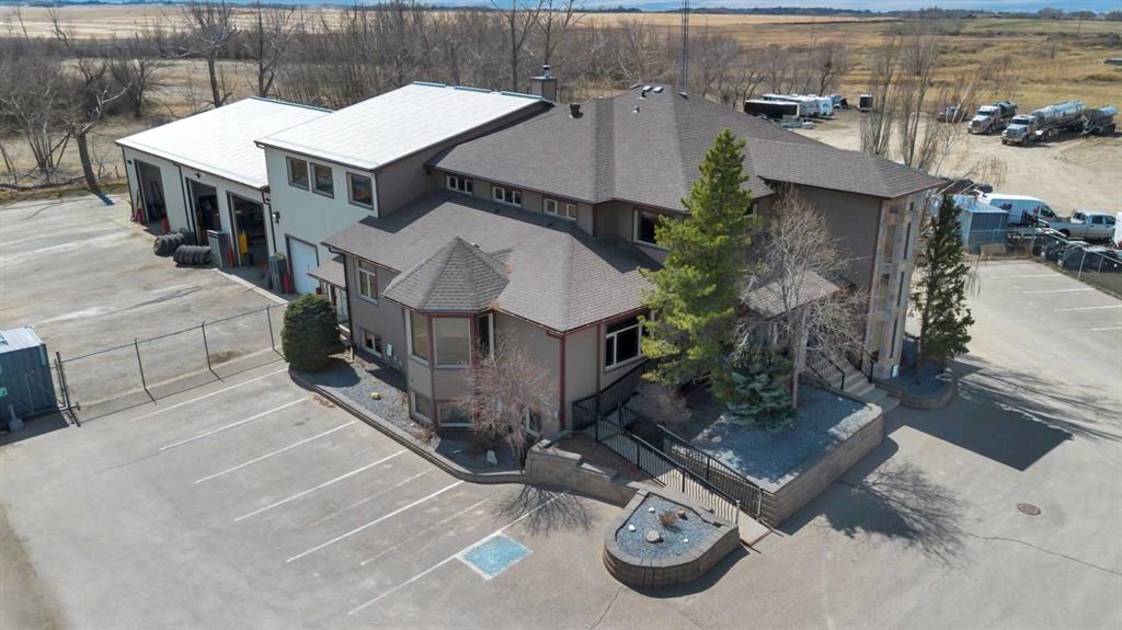 114 Canal Garden, Strathmore, Alberta, T1P 1Y4