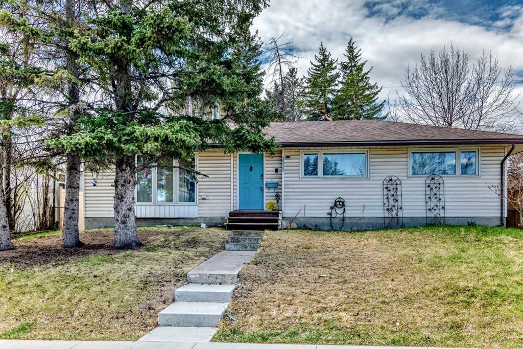2215 37 Street SW, Calgary, Alberta, T3A 3A5