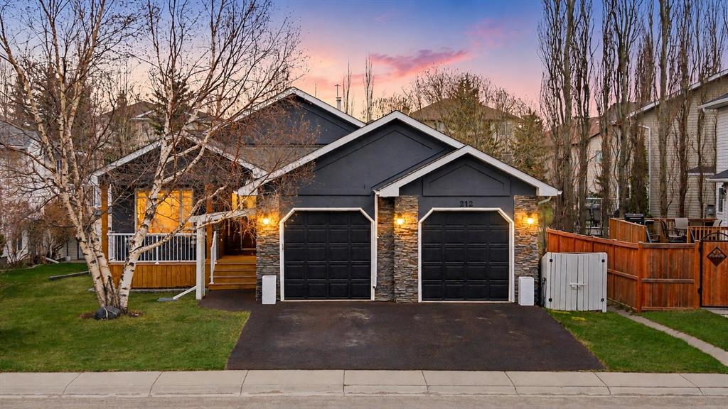 212 Cove Drive, Chestermere, Alberta, T1X 1E9