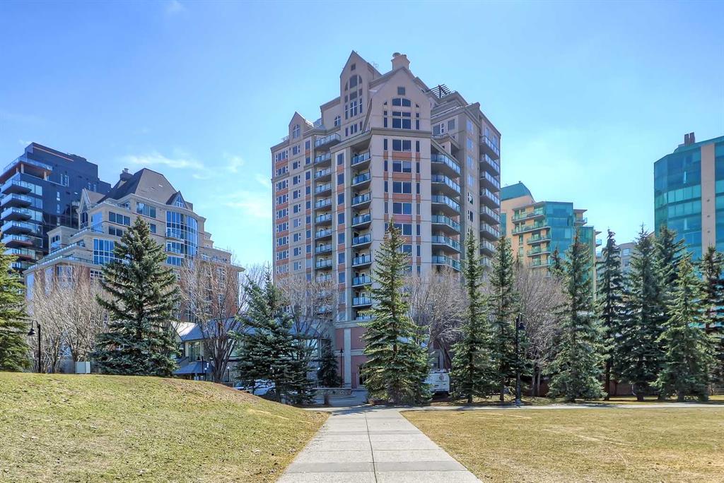 #902 200 La Caille Place SW, Calgary, Alberta, T2P 5E2