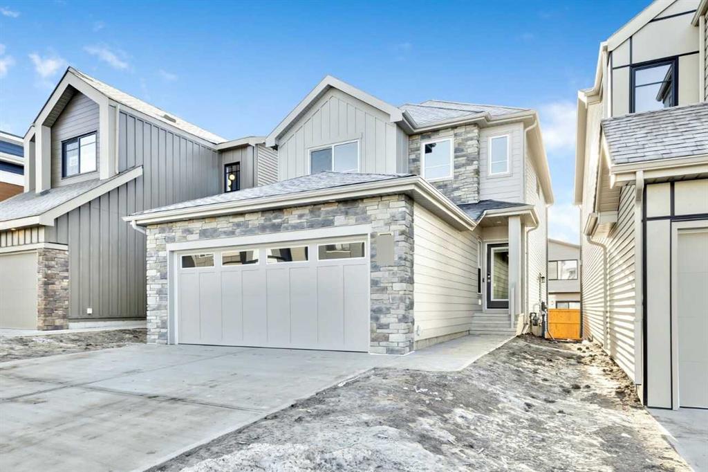 400 Heartwood Grove SE, Calgary, Alberta, T3M2K1