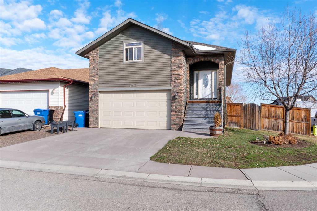 901 Carriage Lane Place, Carstairs, Alberta, T0M0N0
