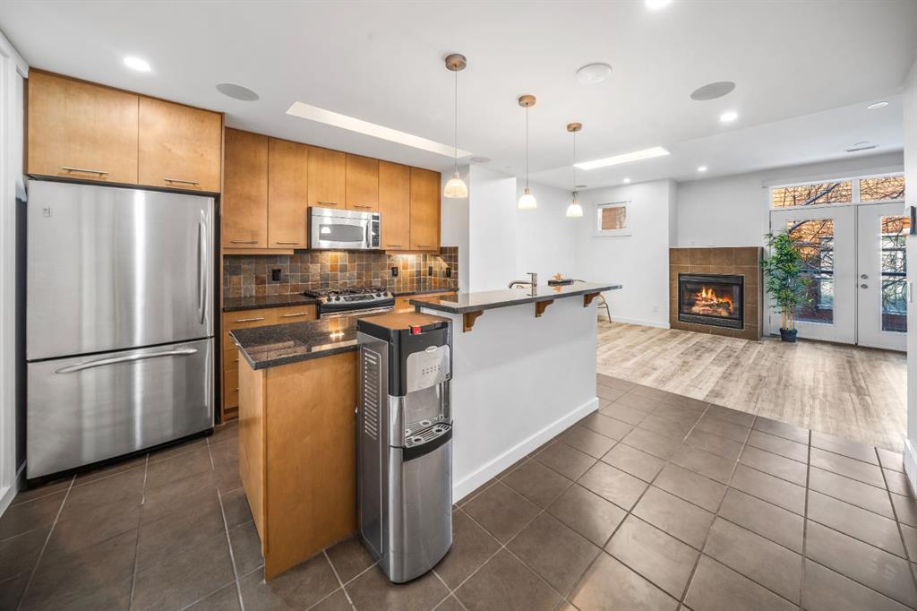 156 9 Street NE, Calgary, Alberta, T2E 0P4