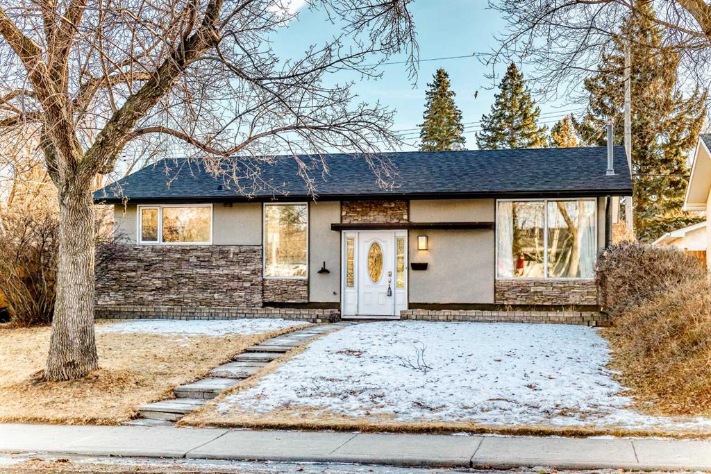 2831 63 Avenue SW, Calgary, Alberta, T3E5J6