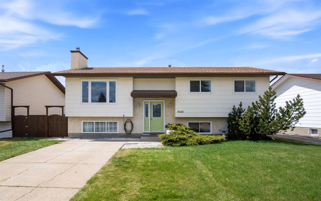 5626 57 Avenue, Olds, Alberta, T4H1K2