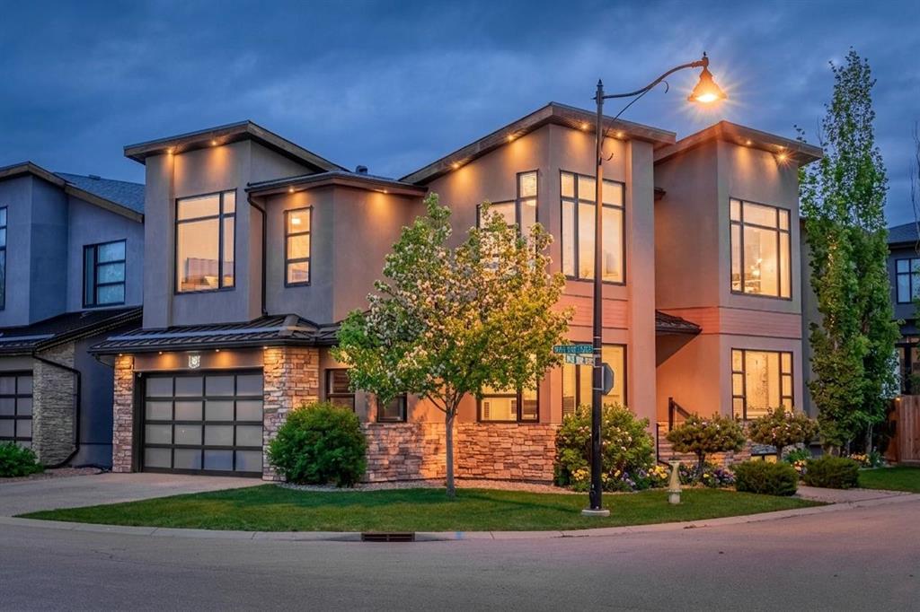 81 West Point Close SW, Calgary, Alberta, T3H 0X4