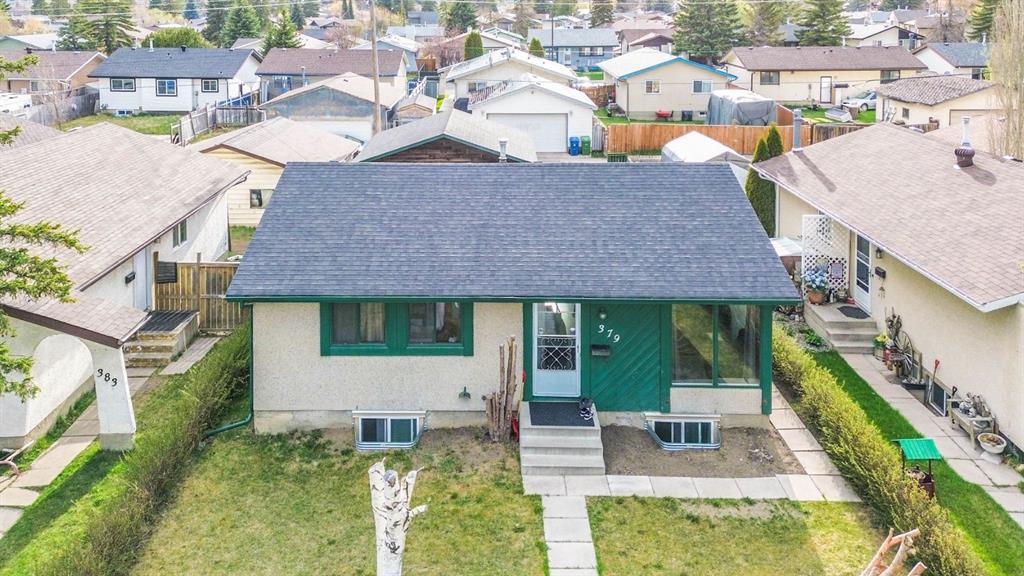 379 Maitland Crescent NE, Calgary, Alberta, T2A5T6