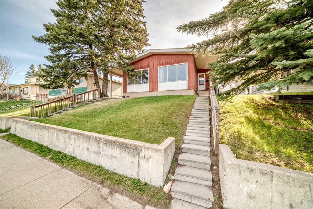 2804 14 Street NW, Calgary, Alberta, T2K1H7