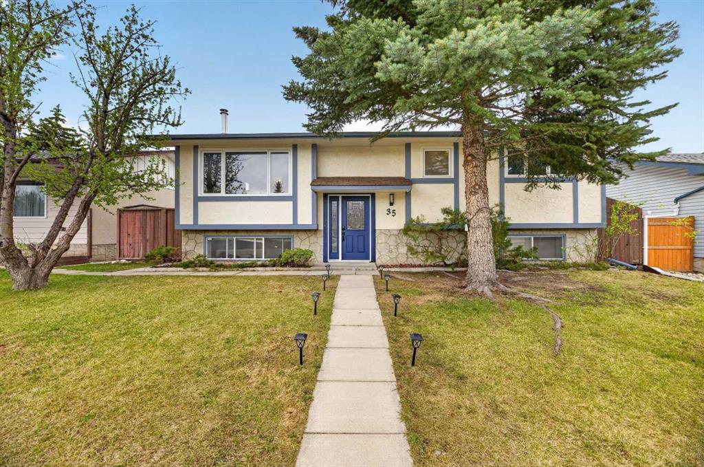 35 Queen Isabella Close SE, Calgary, Alberta, T2J 3R2