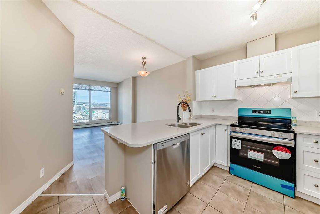 #707 1053 10 Street SW, Calgary, Alberta, T2R 1S6