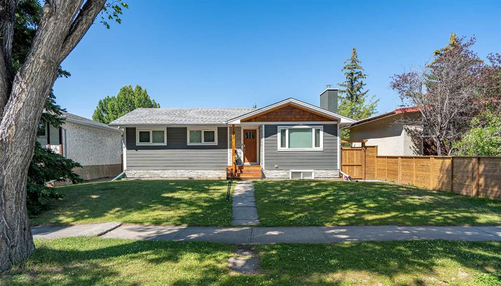 3912 40 Avenue NW, Calgary, Alberta, T3A 0W9