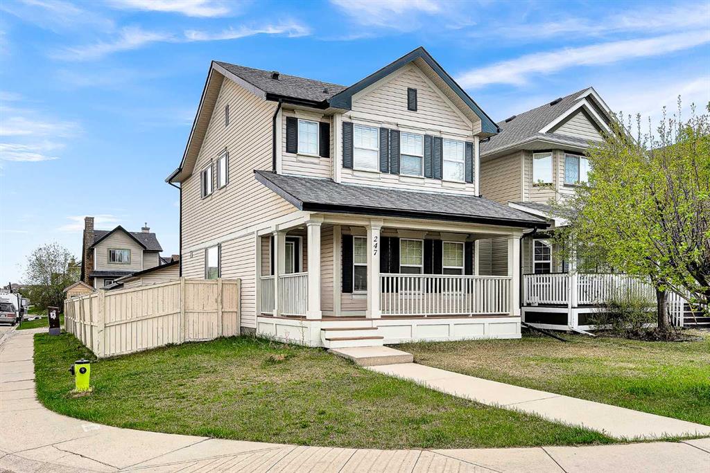 247 Evermeadow Avenue SW, Calgary, Alberta, T2Y 4X2
