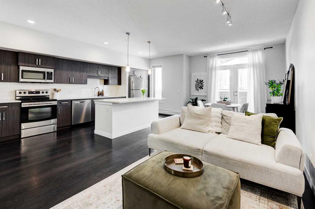 #214 7 Westpark Common SW, Calgary, Alberta, T3H 0Y4