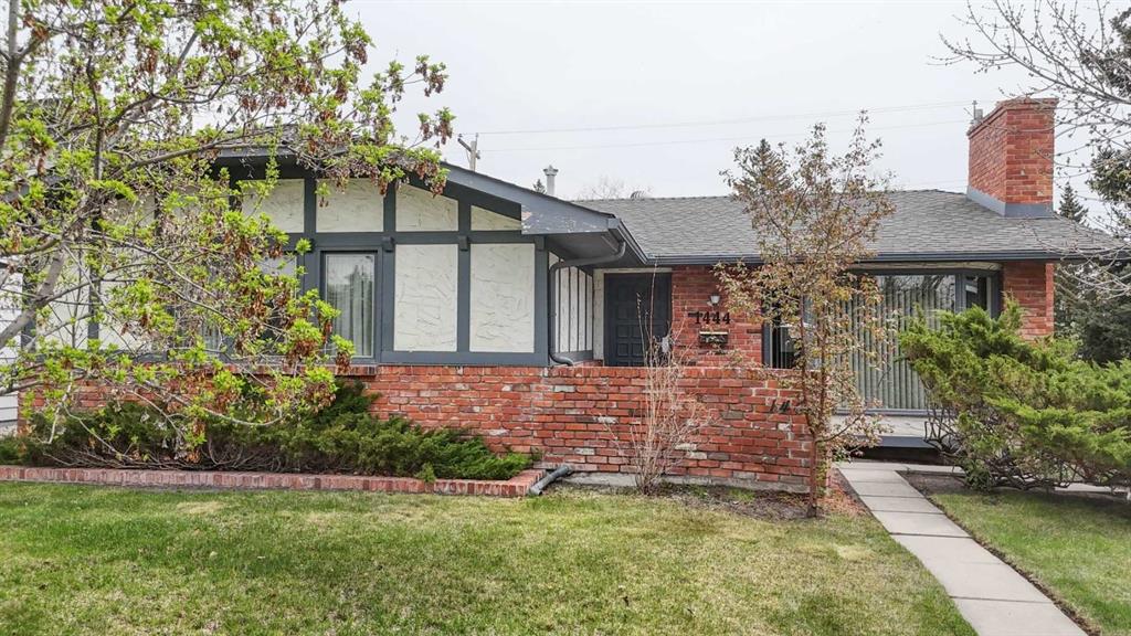 1444 Acadia Drive SE, Calgary, Alberta, T2J 3B1