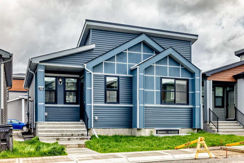 212 Lucas Place NW, Calgary, Alberta, T3P 2E6
