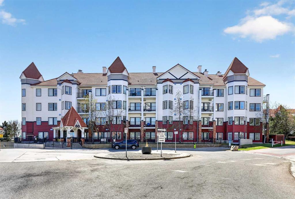 #137 60 Royal Oak Plaza NW, Calgary, Alberta, T3G 0A7