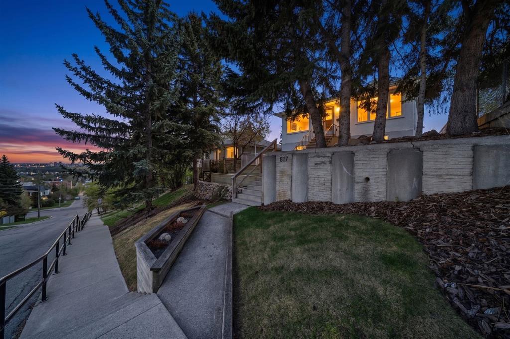 817 17 Avenue SE, Calgary, Alberta, T2G 1J2