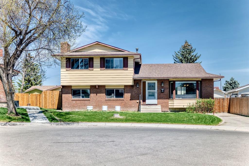 28 Rundlelawn Place NE, Calgary, Alberta, T1Y3P5