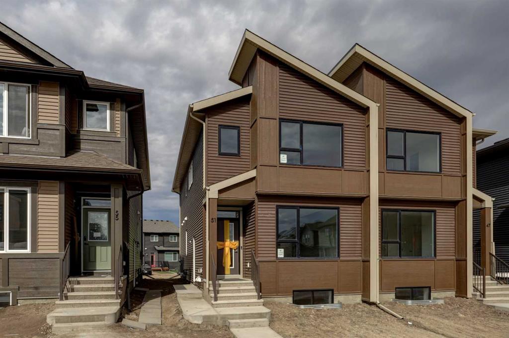 51 lewisburg Manor NE, Calgary, Alberta, T3P 2N7