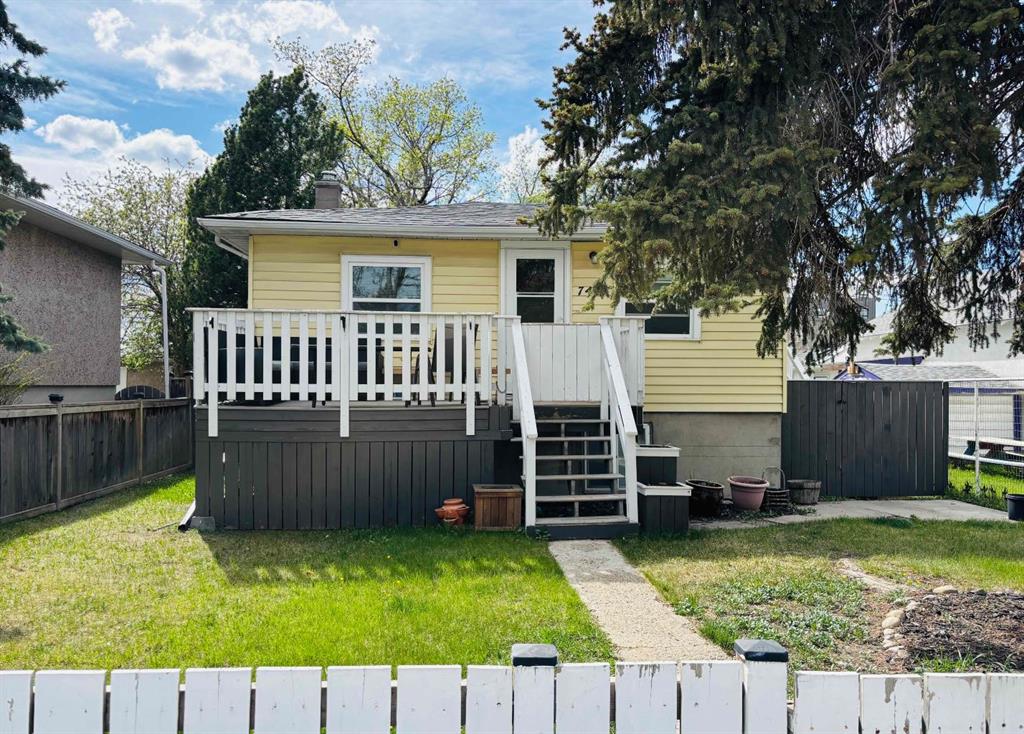 7417 24 Street SE, Calgary, Alberta, T2C 0Y7