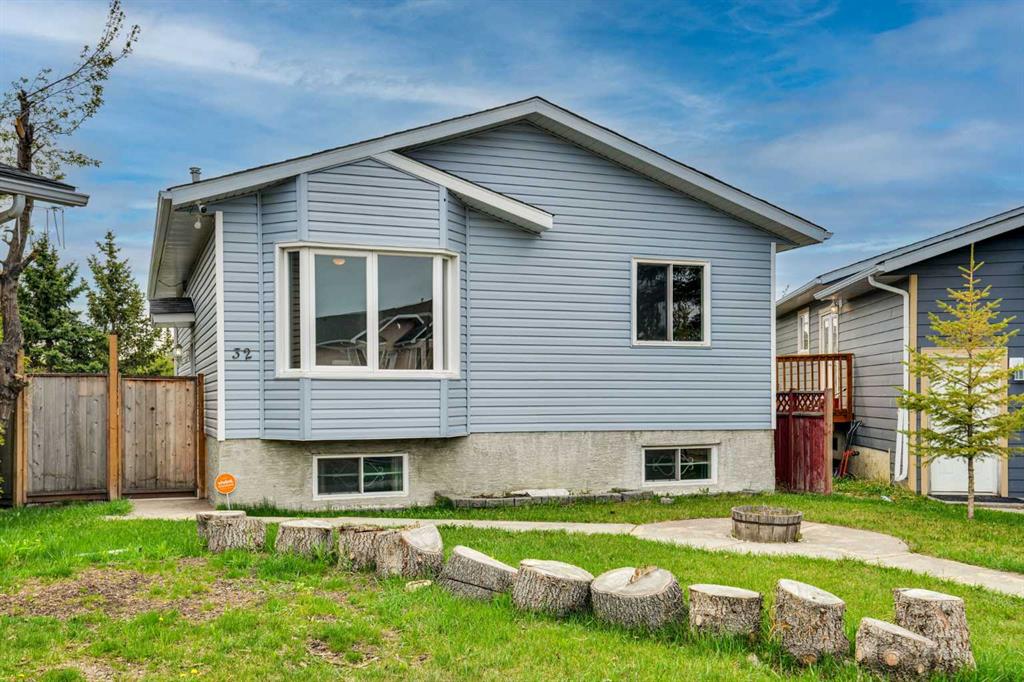32 Taraglen Place NE, Calgary, Alberta, T3J 2N4
